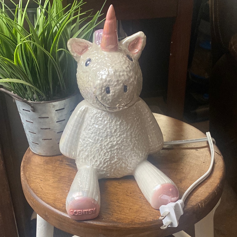 Unicorn Scentsy Warmer